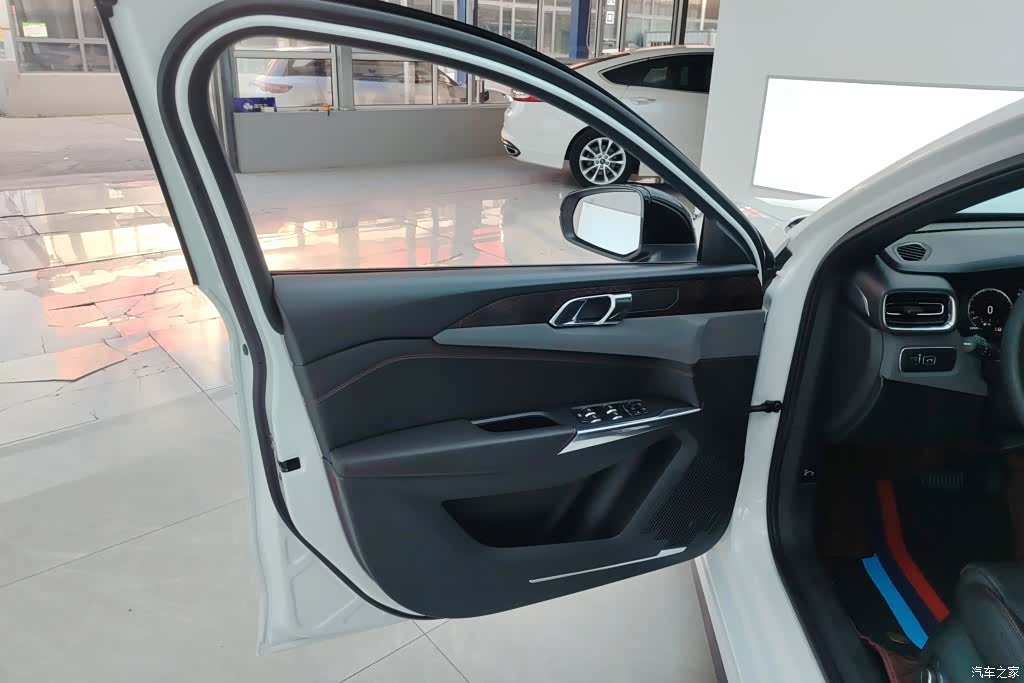 Lynk & Co 01, 2019 7