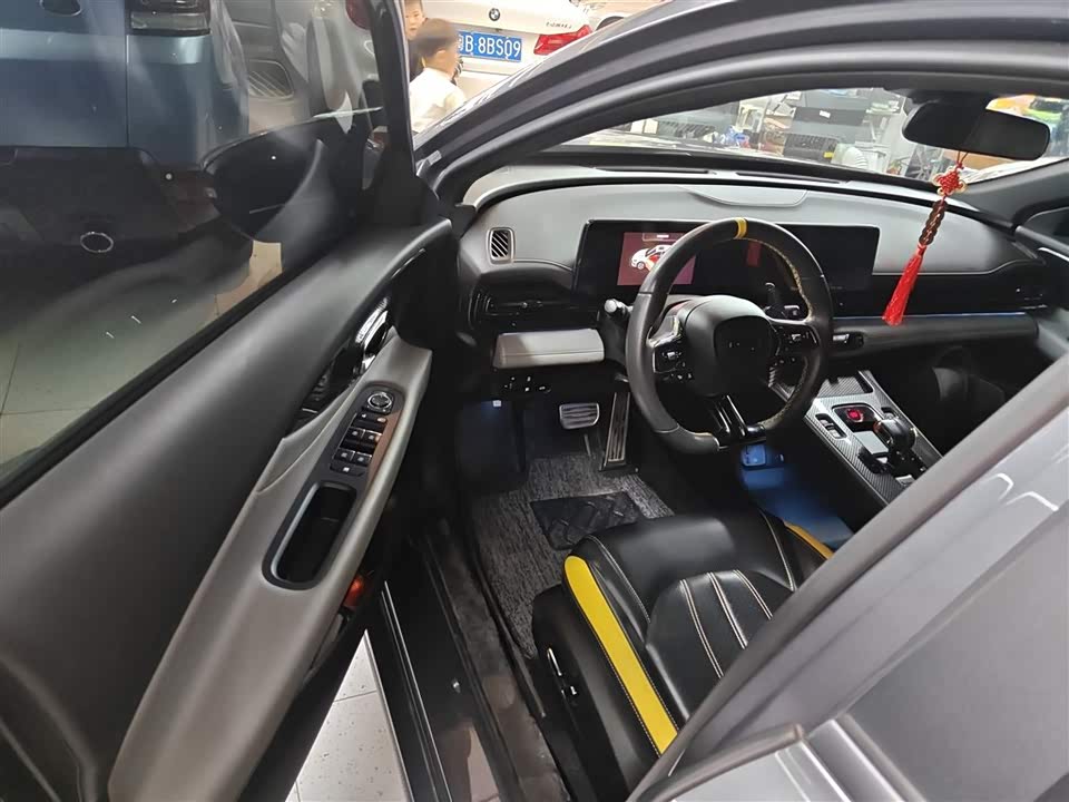 Trumpchi Shadow Leopard