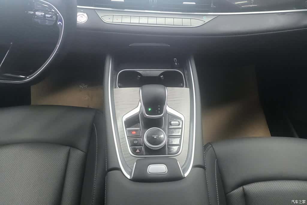 Chery Tiggo 8, 2025 16