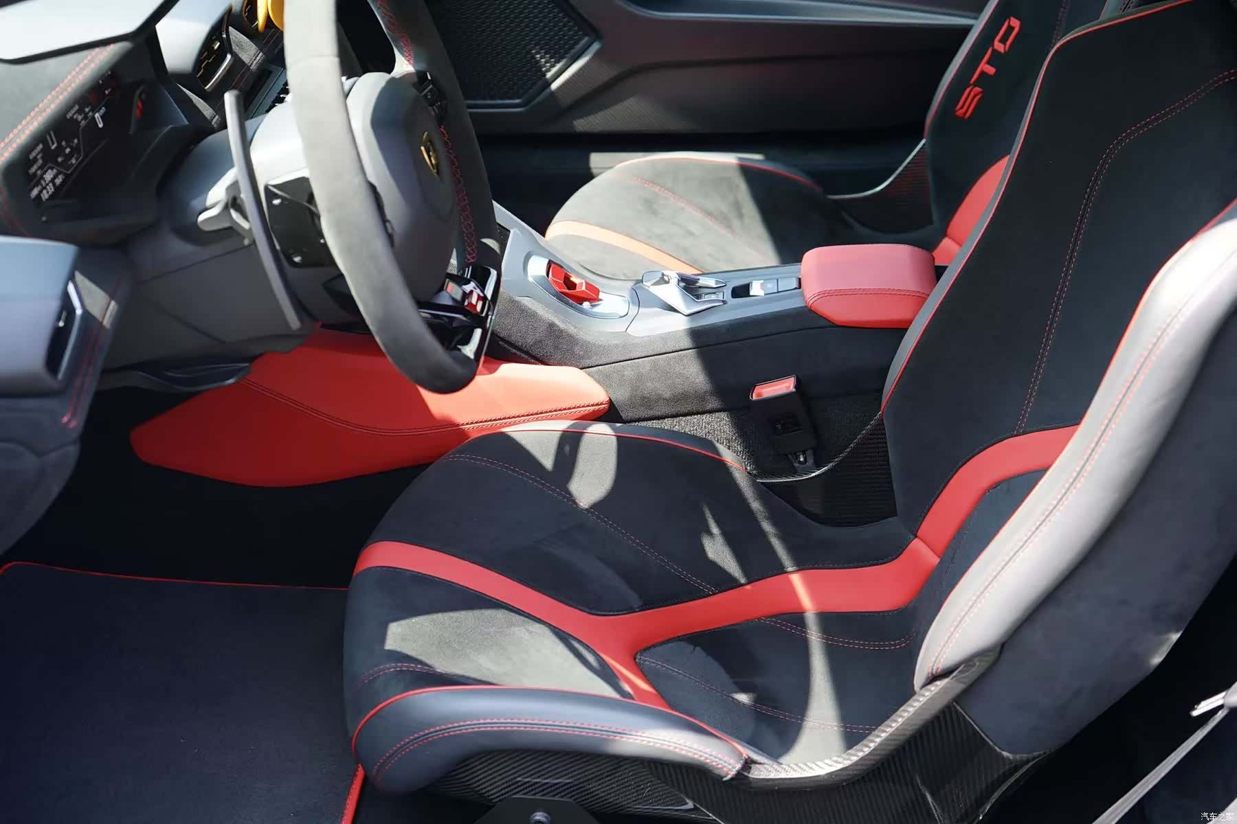 Lamborghini Huracán, 2022 16