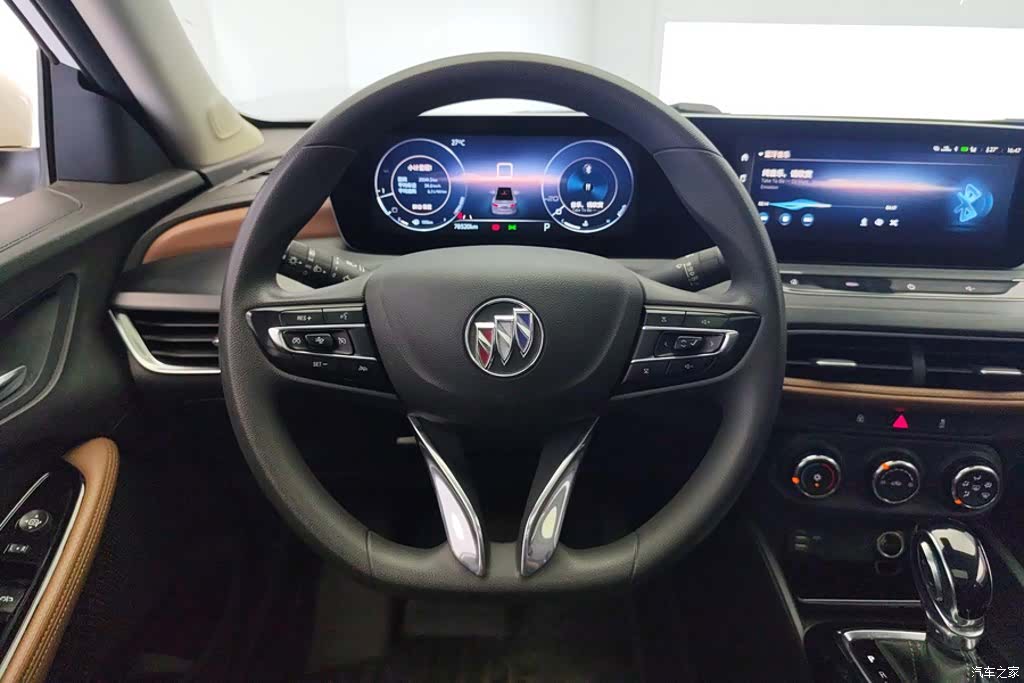 Buick Verano, 2022 15
