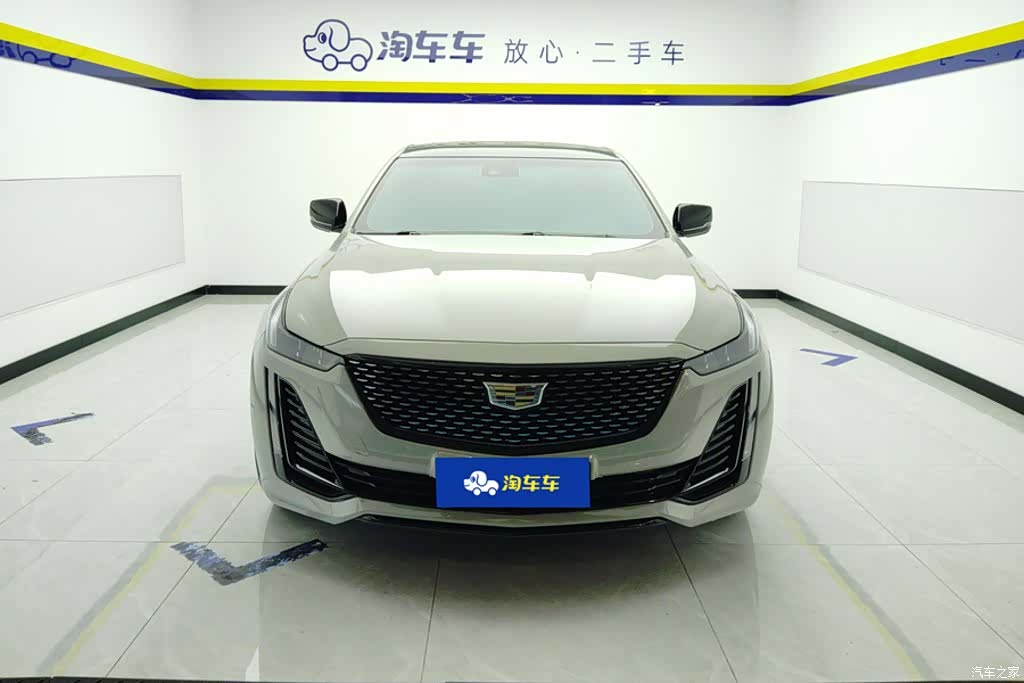 Cadillac CT5, 2023 2
