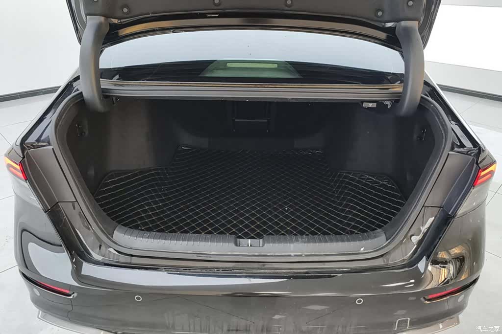 Honda Accord, 2023 4