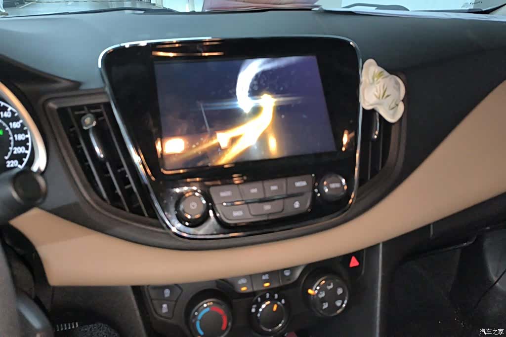 Chevrolet 320, 2022 13