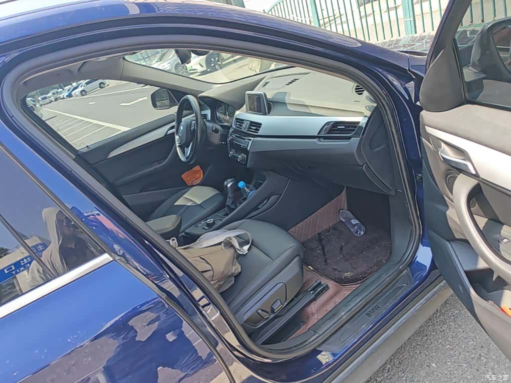 BMW X1, 2018 11