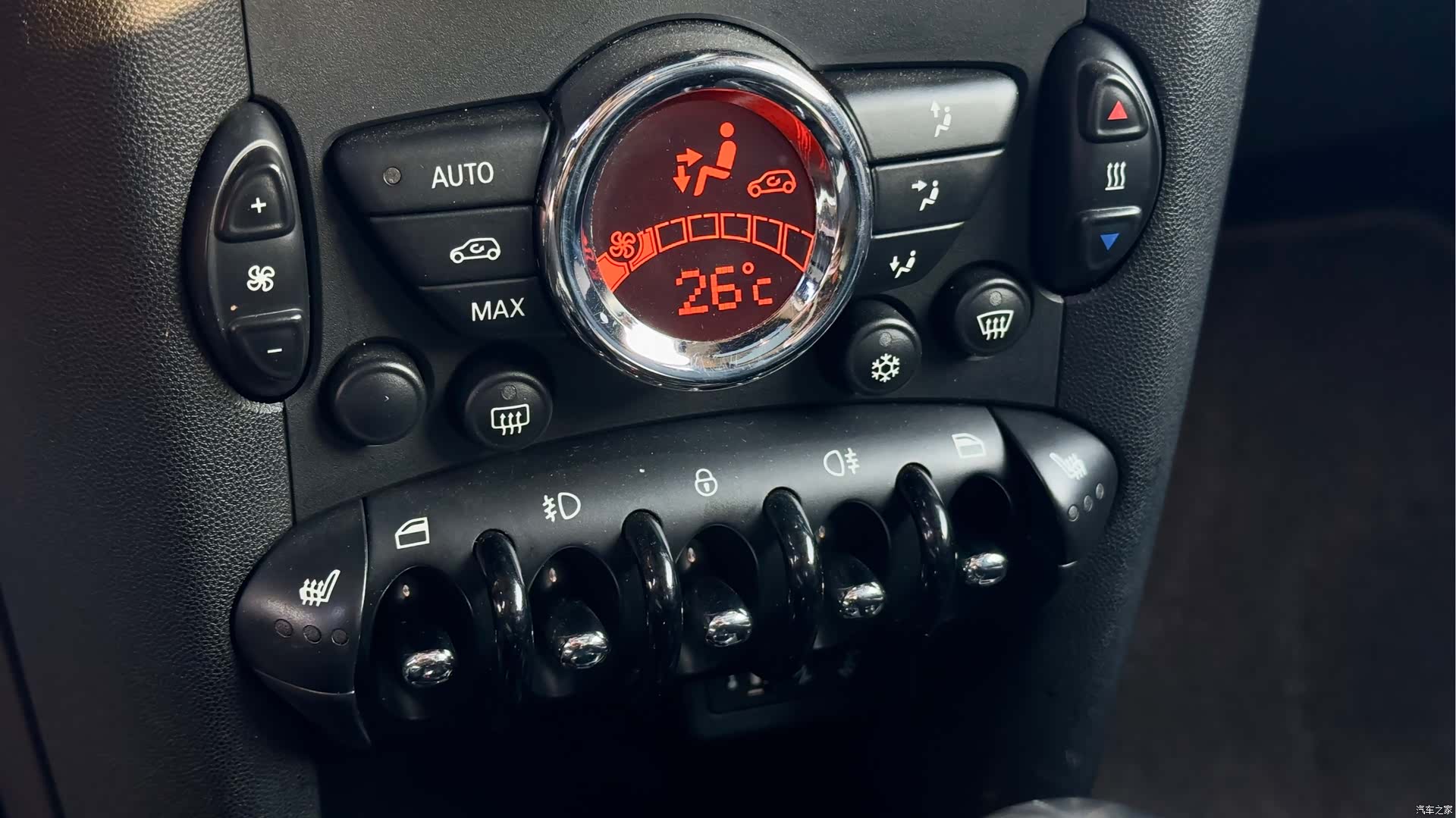 Mini Clubman, 2011 15