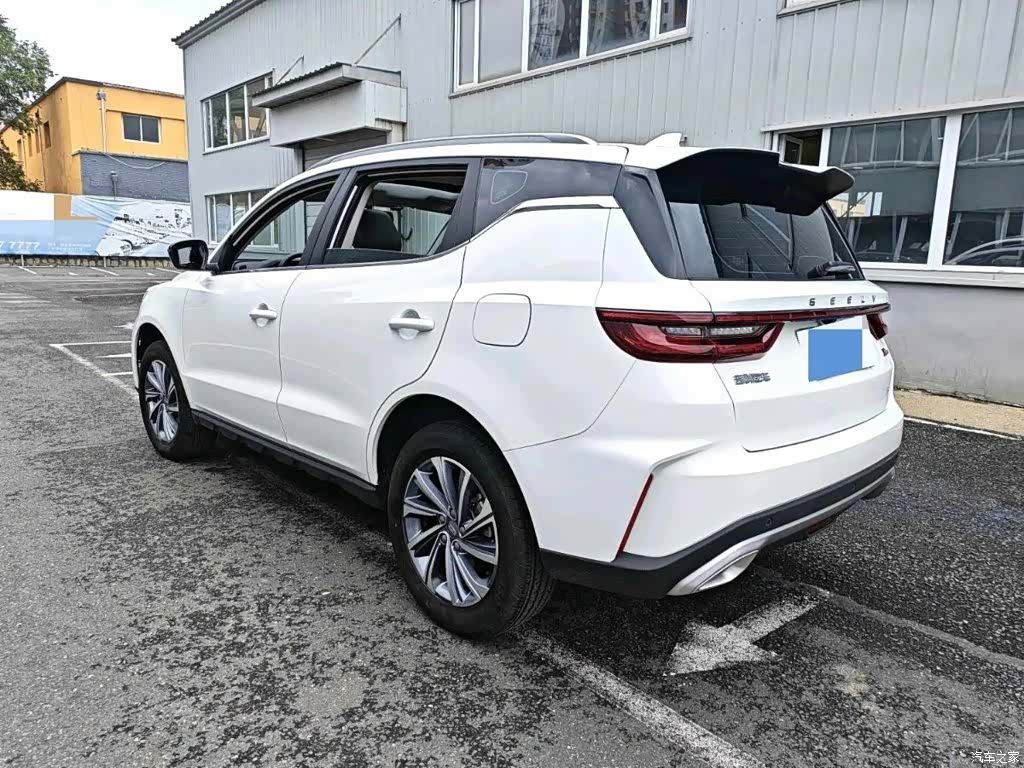 Geely X6, 2024 9