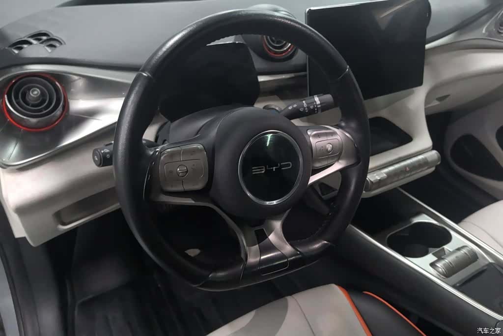 BYD Dolphin, 2022 15