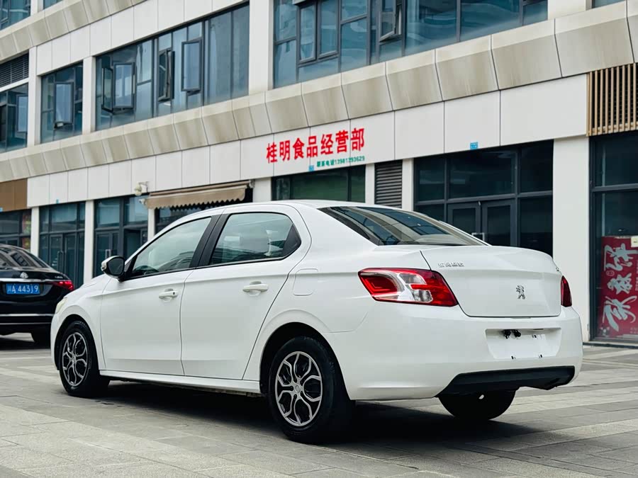 Peugeot 301 2017, фото 6