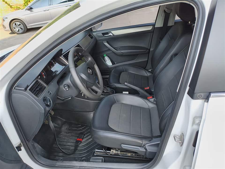 Skoda Xindong
