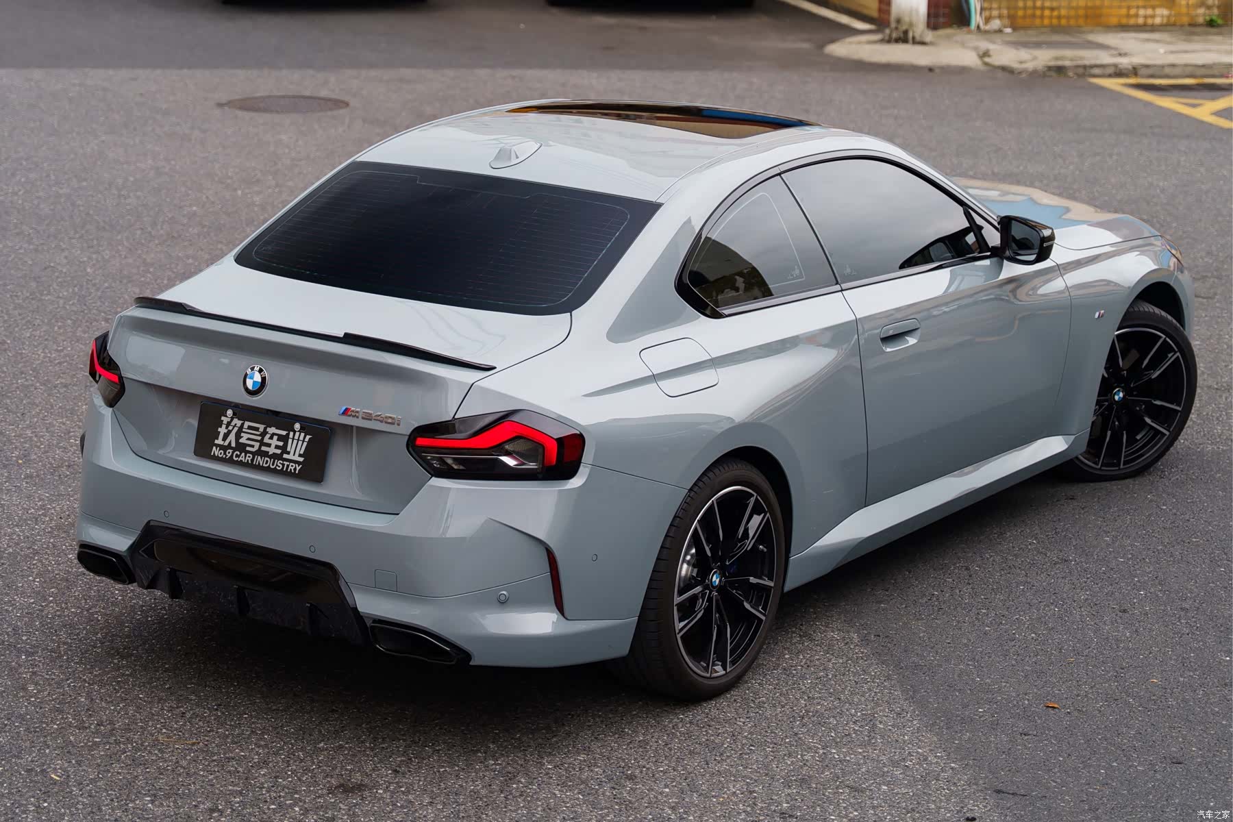 BMW M2, 2026 все фото