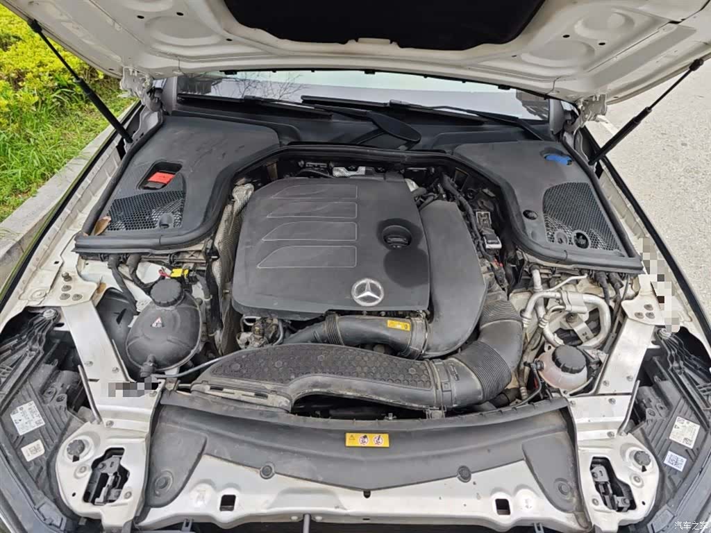 Mercedes-Benz E-Class, 2021 11