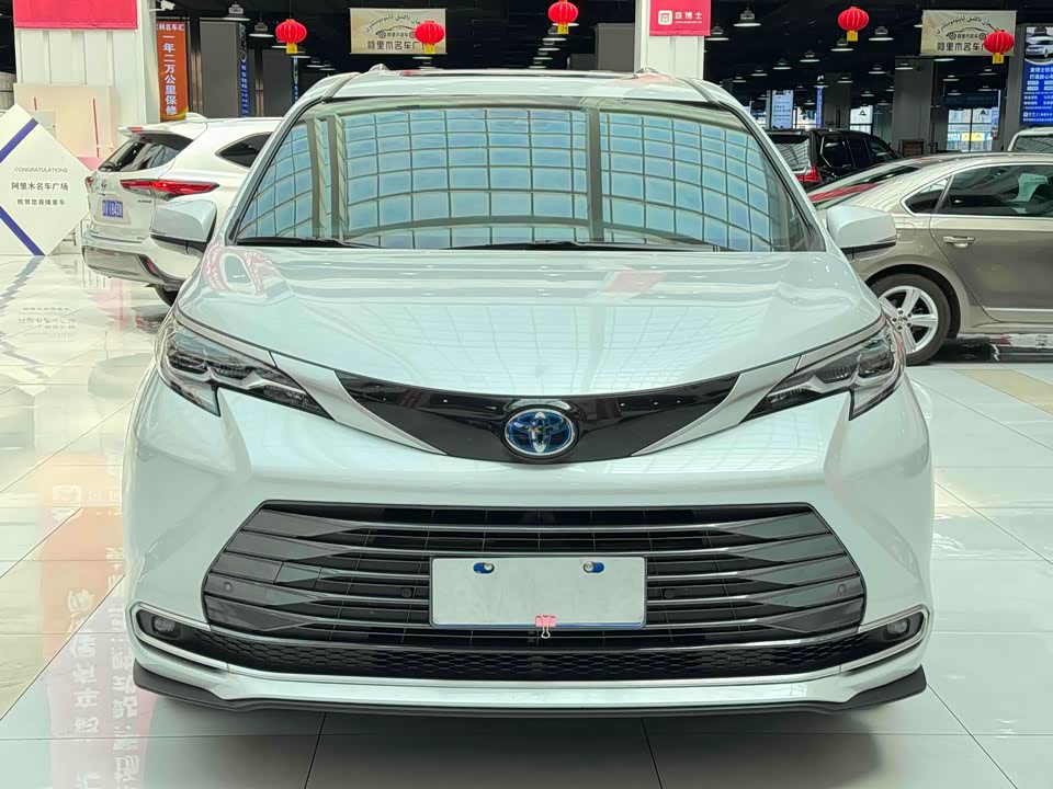 Toyota SIENNA Toyota SIENNA