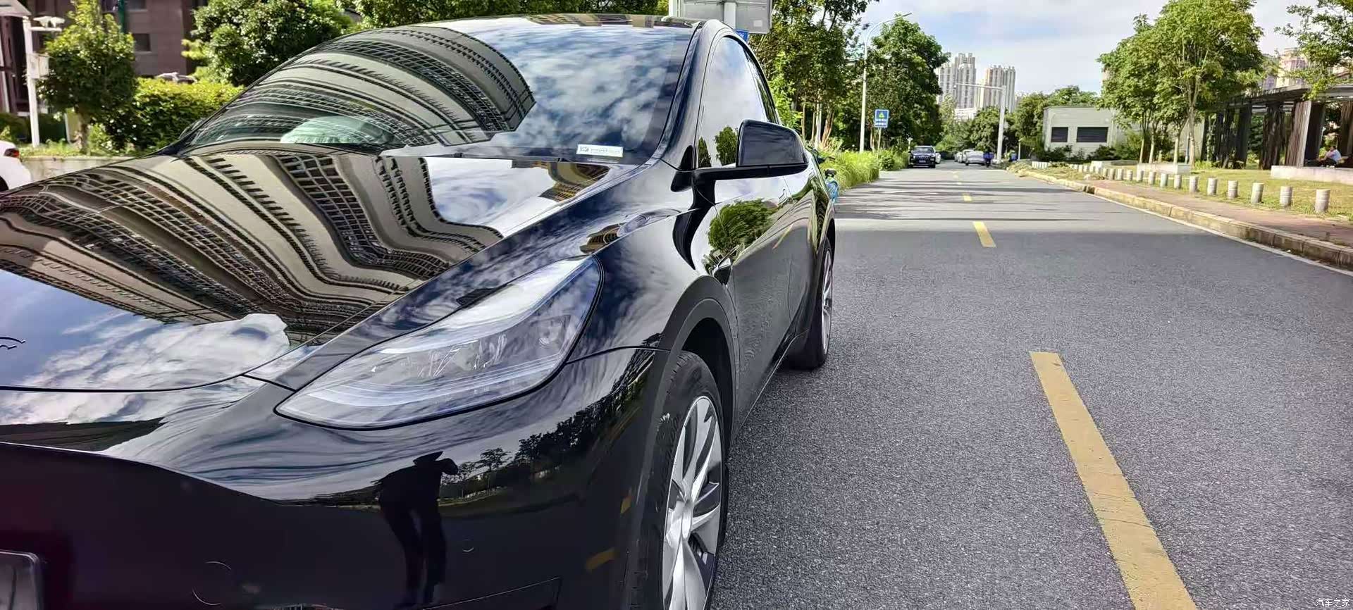Tesla Model Y, 2022 17