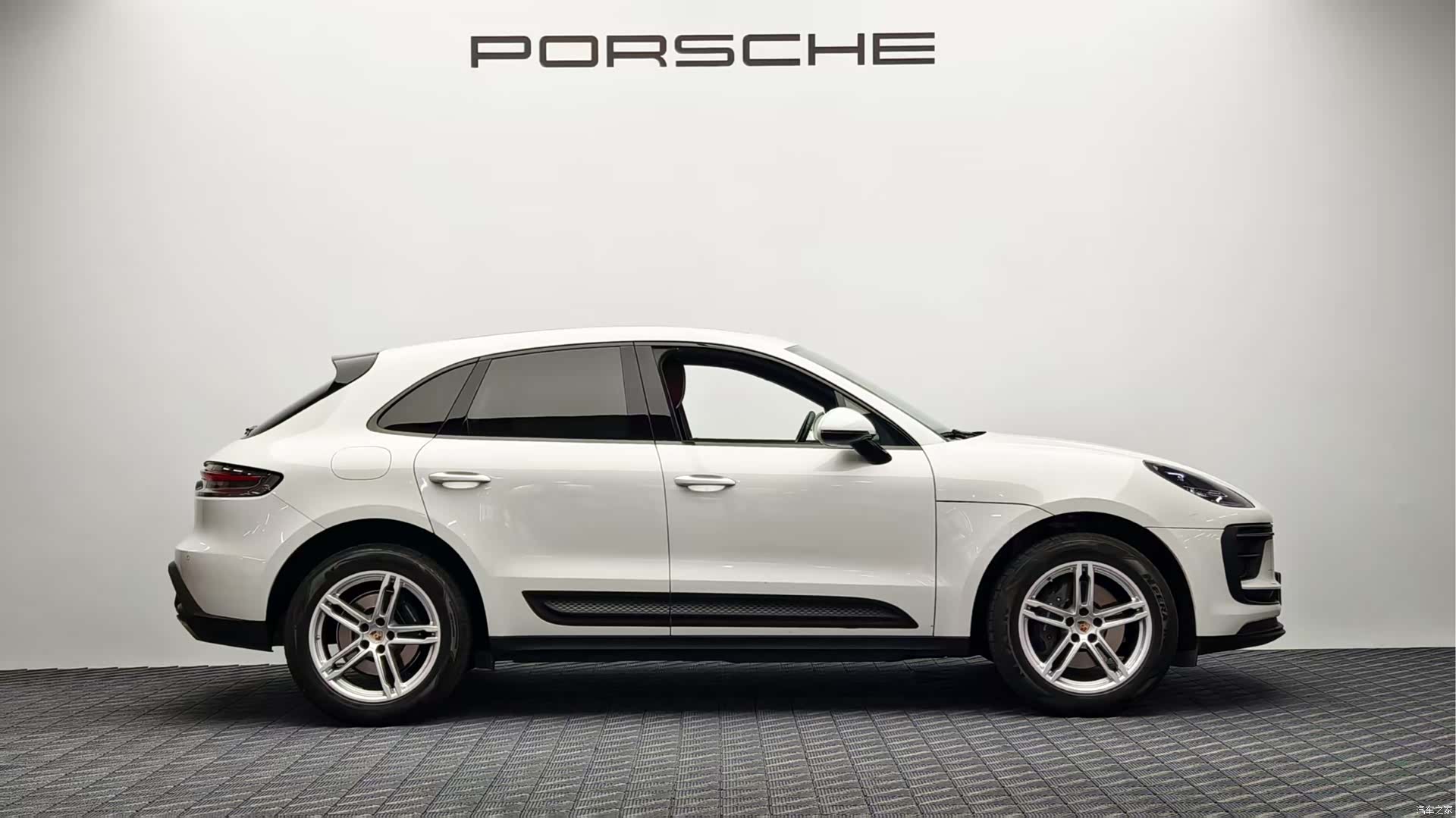 Porsche Macan, 2023 6