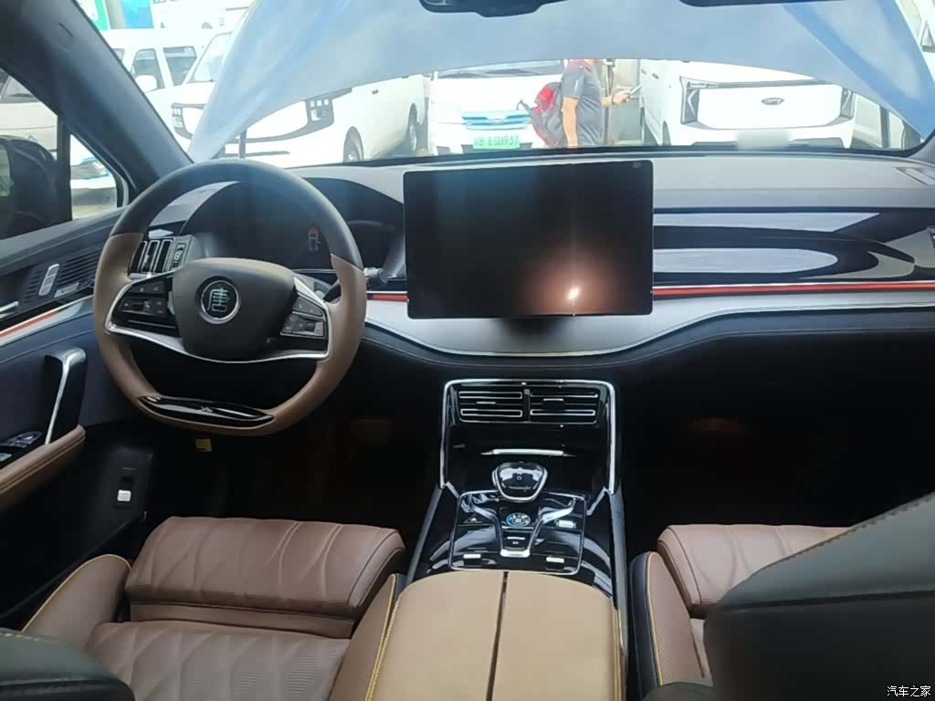 BYD Tang, 2021 10