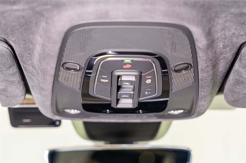 Audi Q7, 2024 15