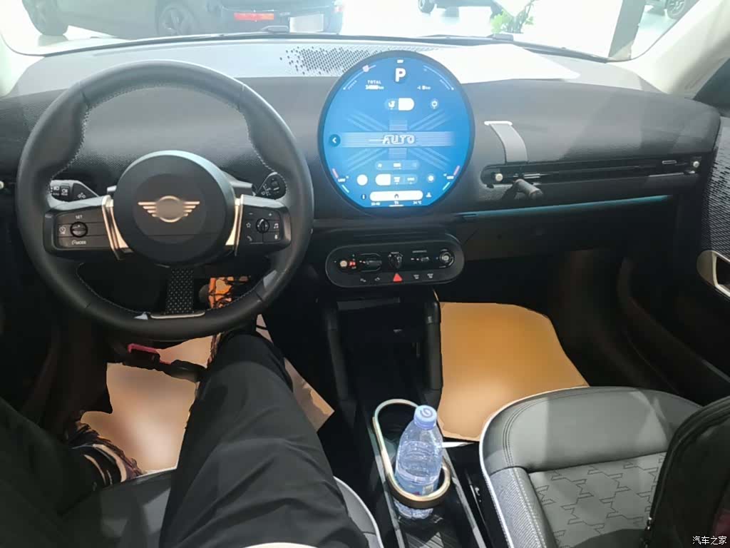 Mini Cooper, 2024 10
