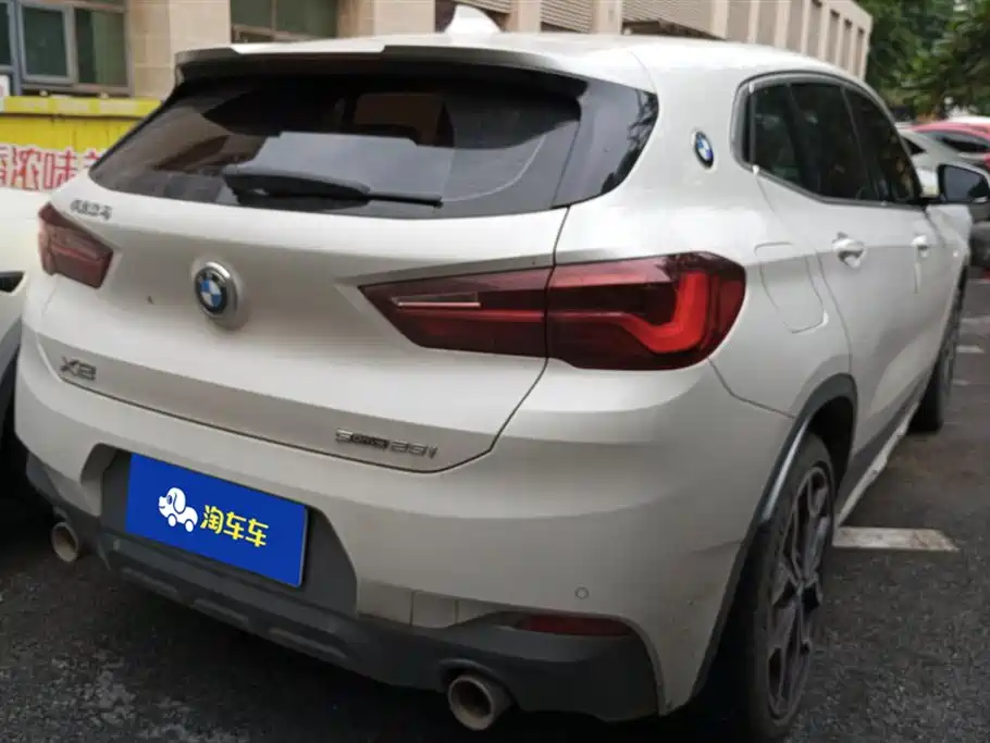 BMW X2