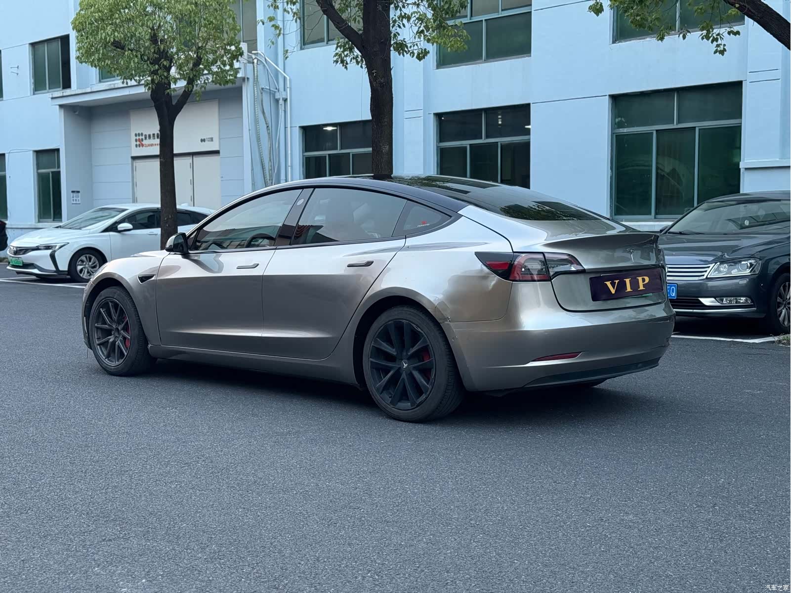 Tesla Model 3, 2020 9