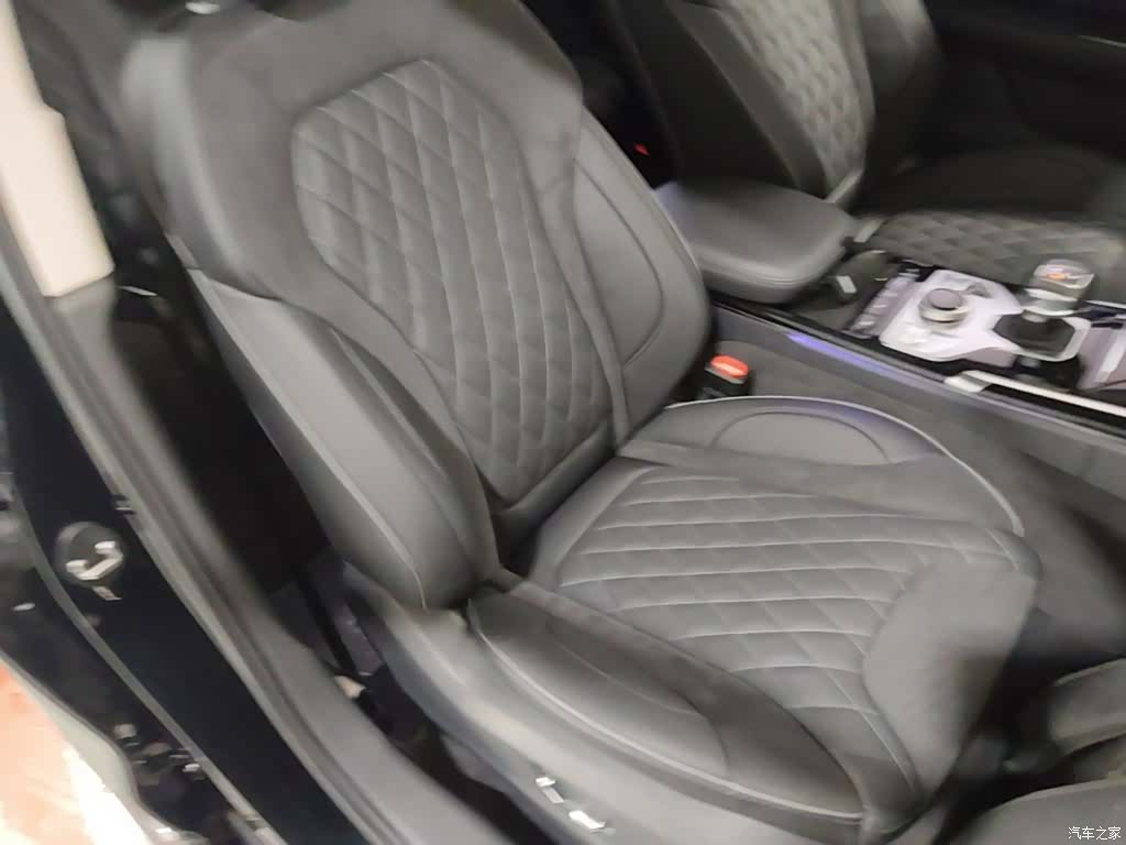 Hongqi HS5, 2021 25