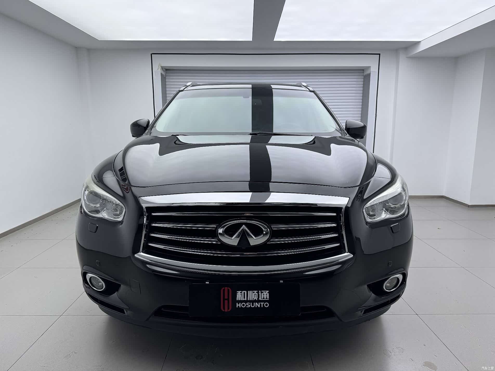 Infiniti JX35, 2014 2