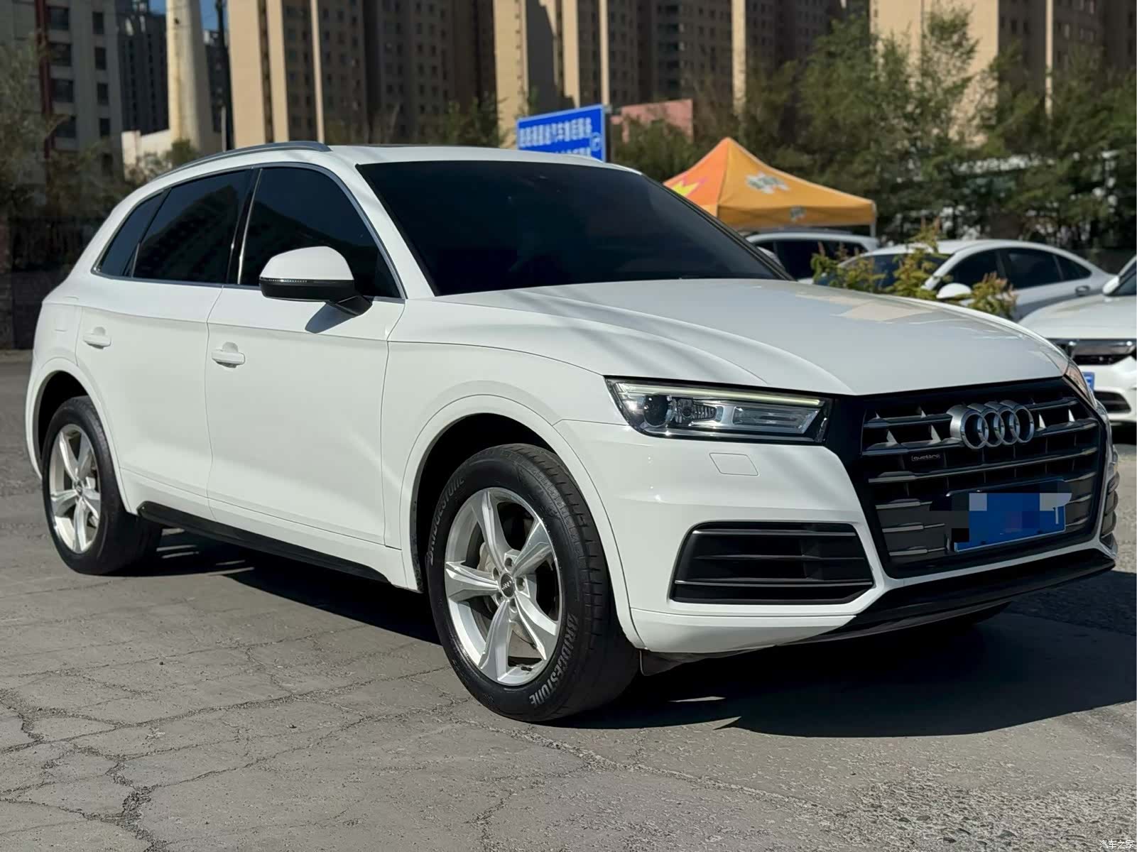 Audi Q5L, 2019 3