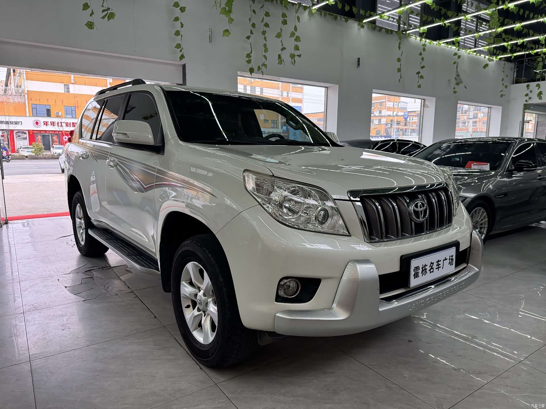 Toyota Prado, 2011 3
