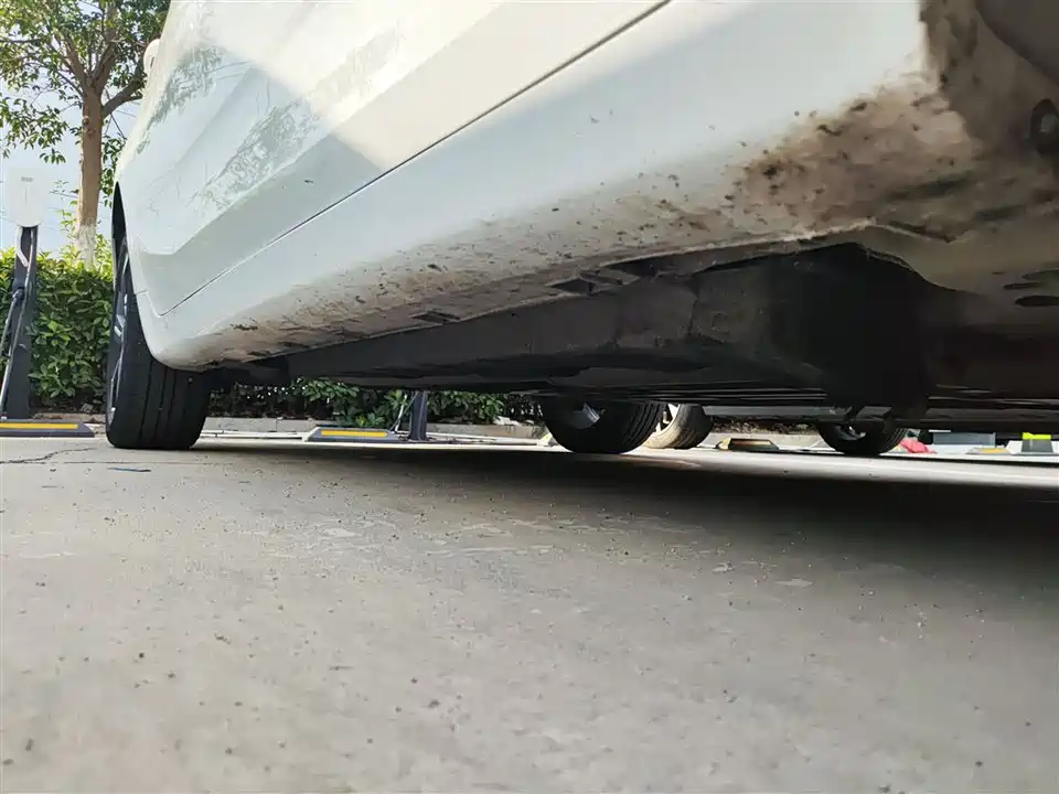 Geely Emgrand L HiP