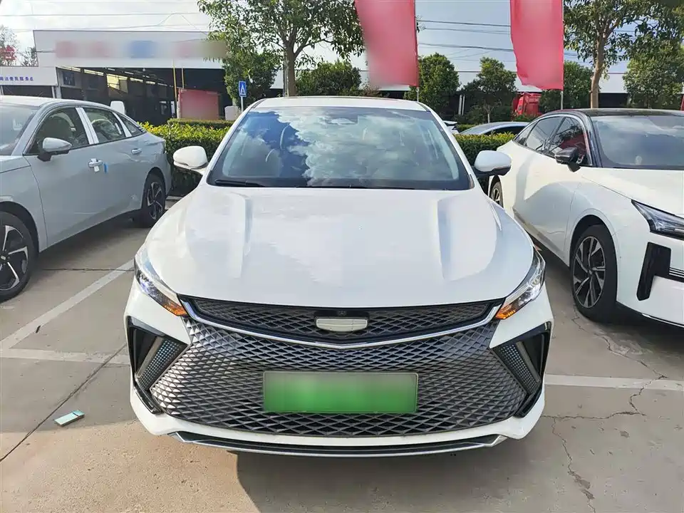 Geely Emgrand L HiP