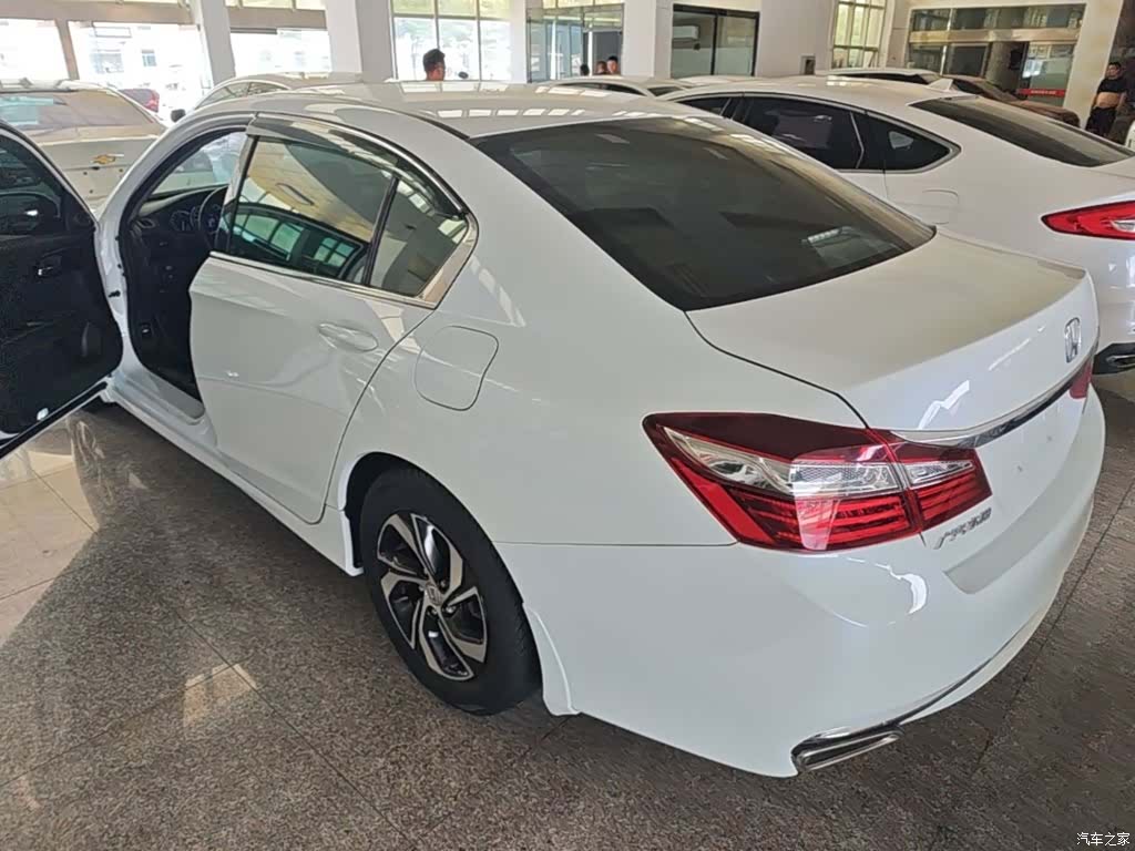 Honda Accord, 2017 все фото