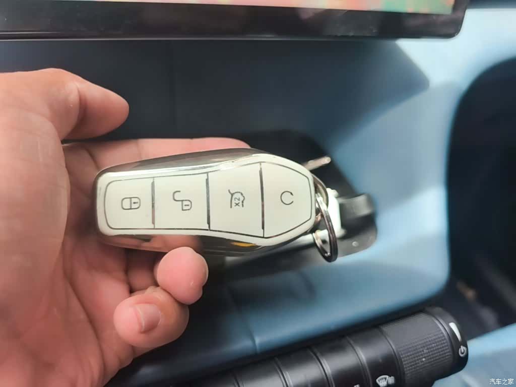 BYD Dolphin, 2022 17