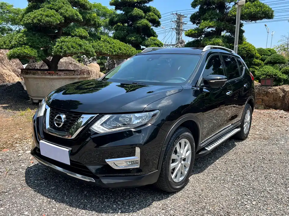 Nissan Qijun