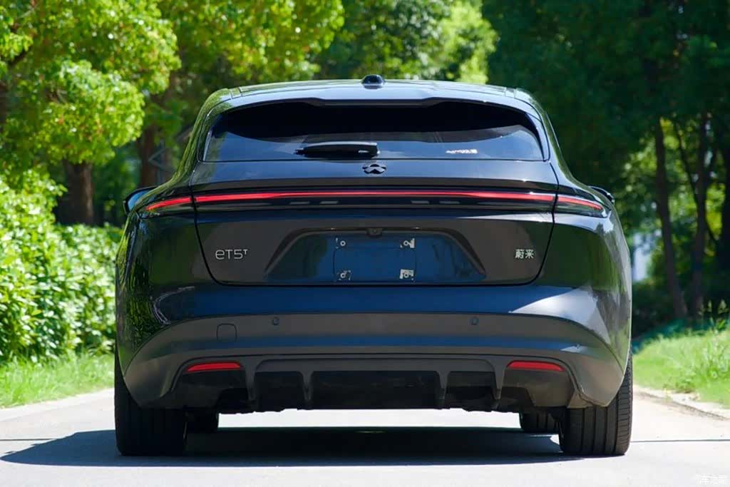 NIO ET5, 2024 4