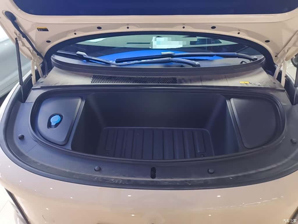 Li Auto i6, 2025 20