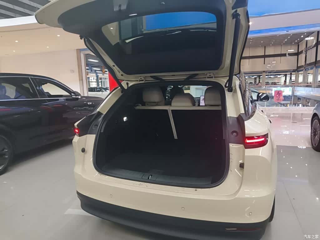 Li Auto i6, 2025 19