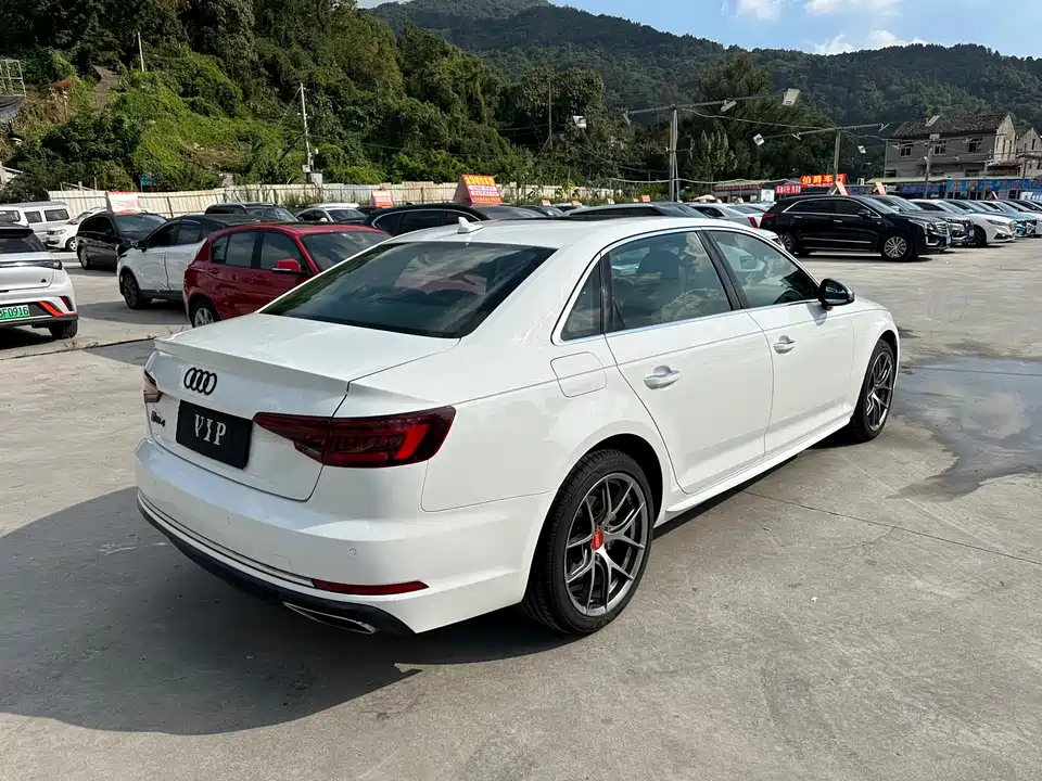 Audi A4L