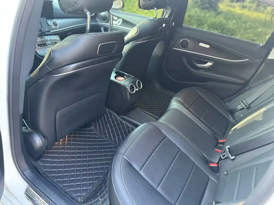 Mercedes-Benz E-class Mercedes-Benz E-class
