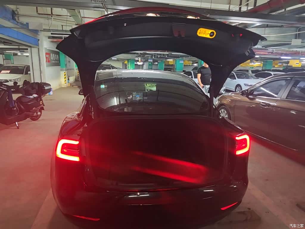 Tesla Model 3, 2021 19