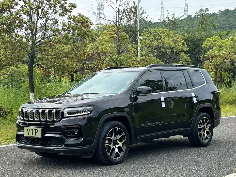 Jeep Grand Commander