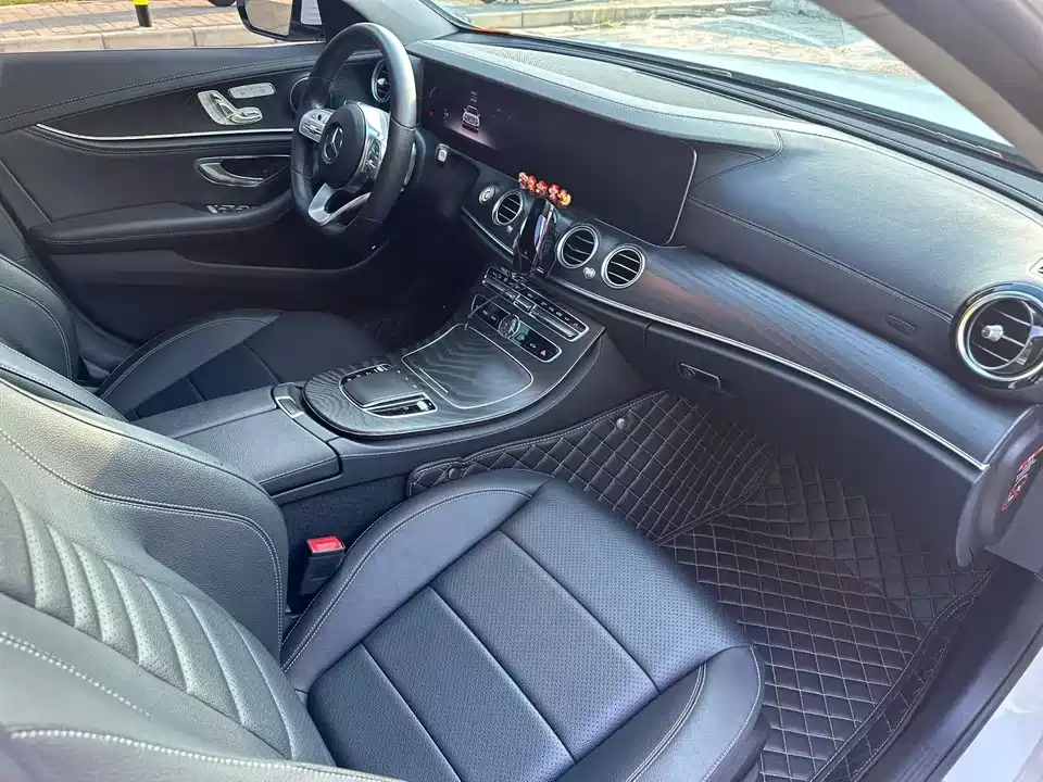 Mercedes-Benz E-class Mercedes-Benz E-class