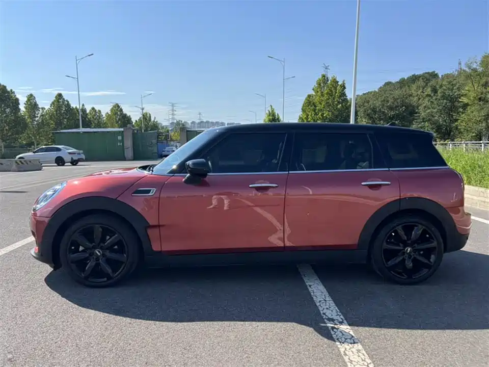 MINI CLUBMAN