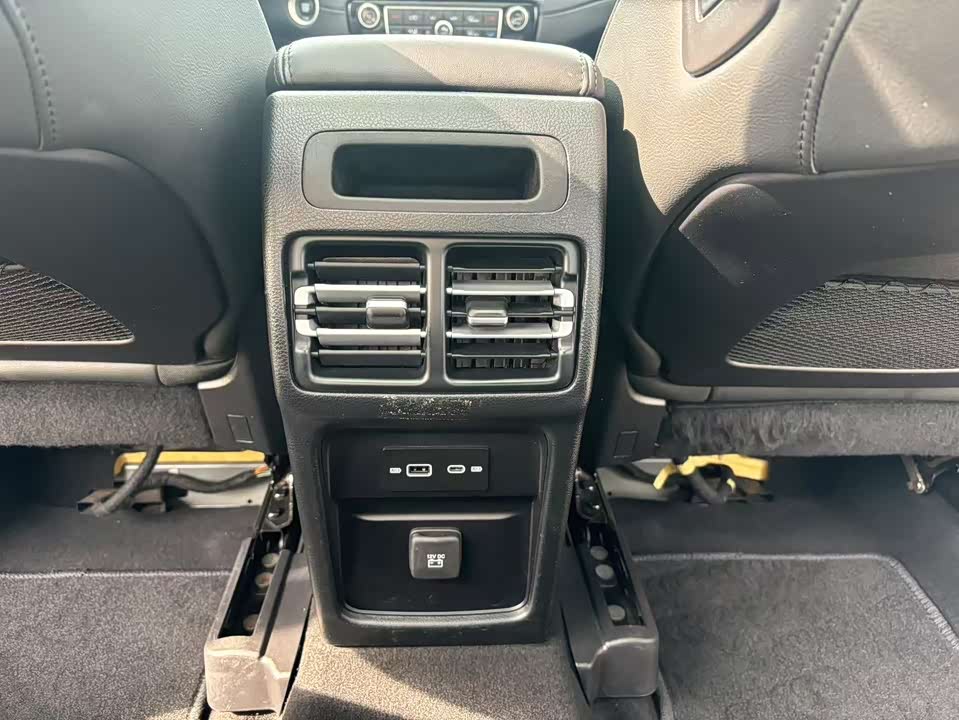 Jeep Grand Commander