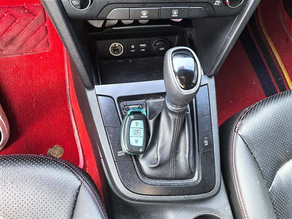 Hyundai Lead