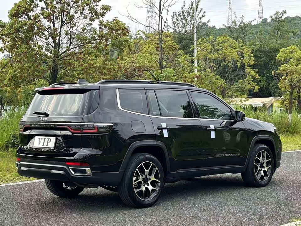 Jeep Grand Commander