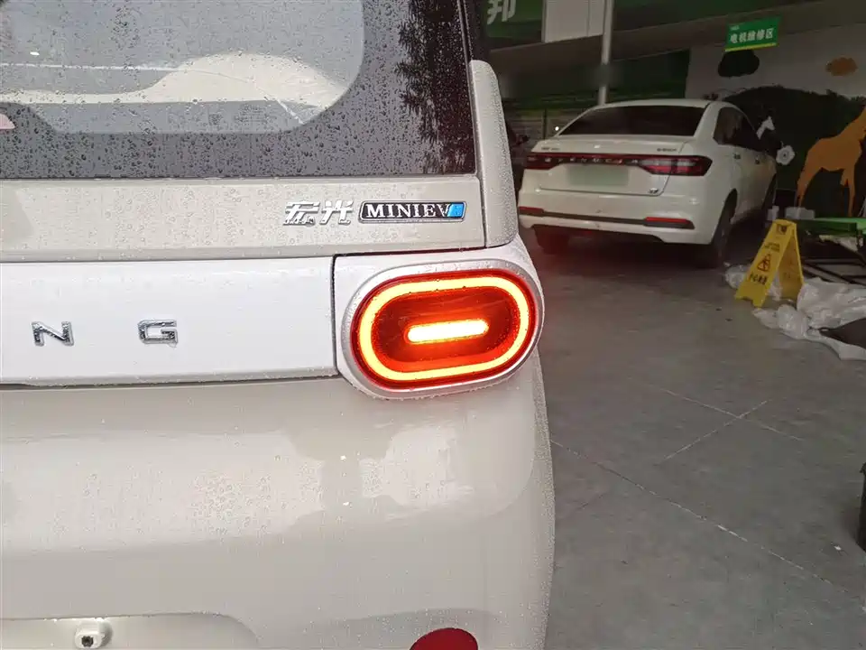 Wuling Hongguang MINIEV