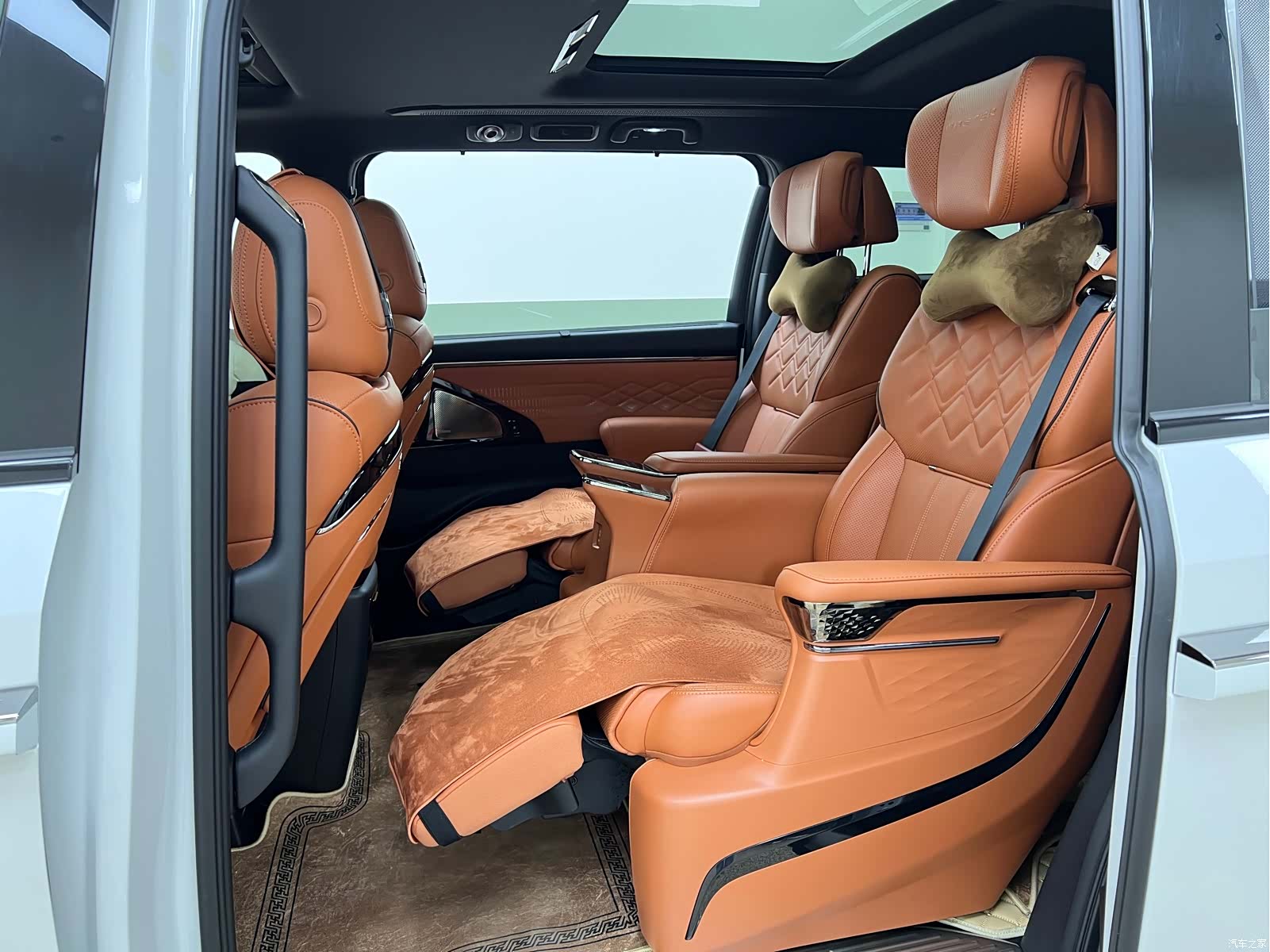 Trumpchi M8, 2025 17