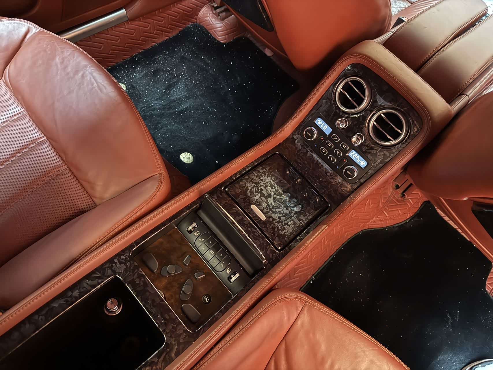 Bentley Flying Spur, 2012 10