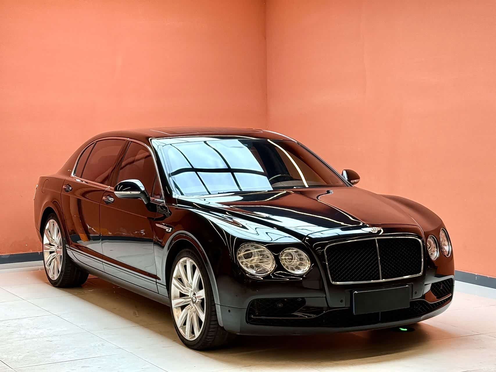 Bentley Flying Spur, 2012 3