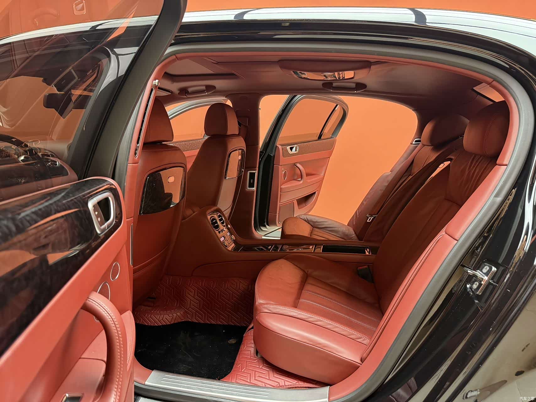 Bentley Flying Spur, 2012 все фото